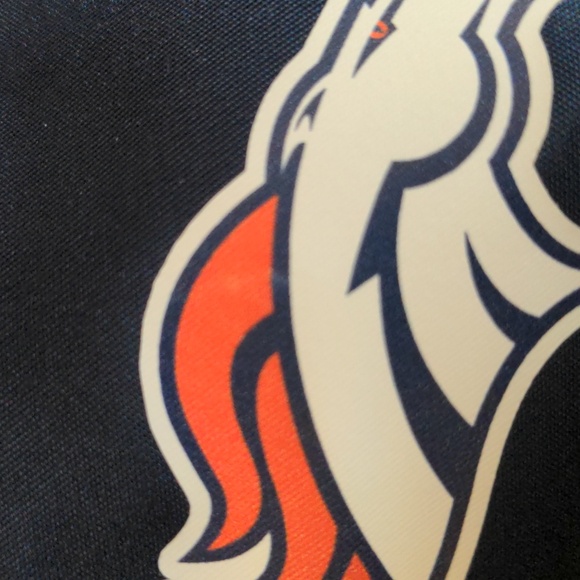 Lululemon NFL Denver Broncos Everywhere Belt Bag - Picture 9 of 9